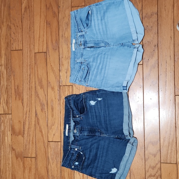 Levi's Pants - Levi Mid Length Shorts Bundle , Size 31